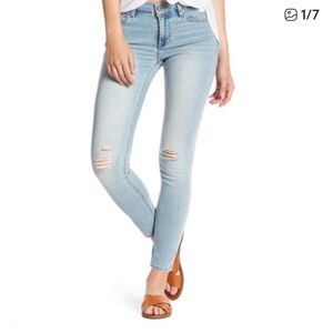 Lucky 🍀 Brand Ultra Luxe Brooke Legging Light Blue Jean